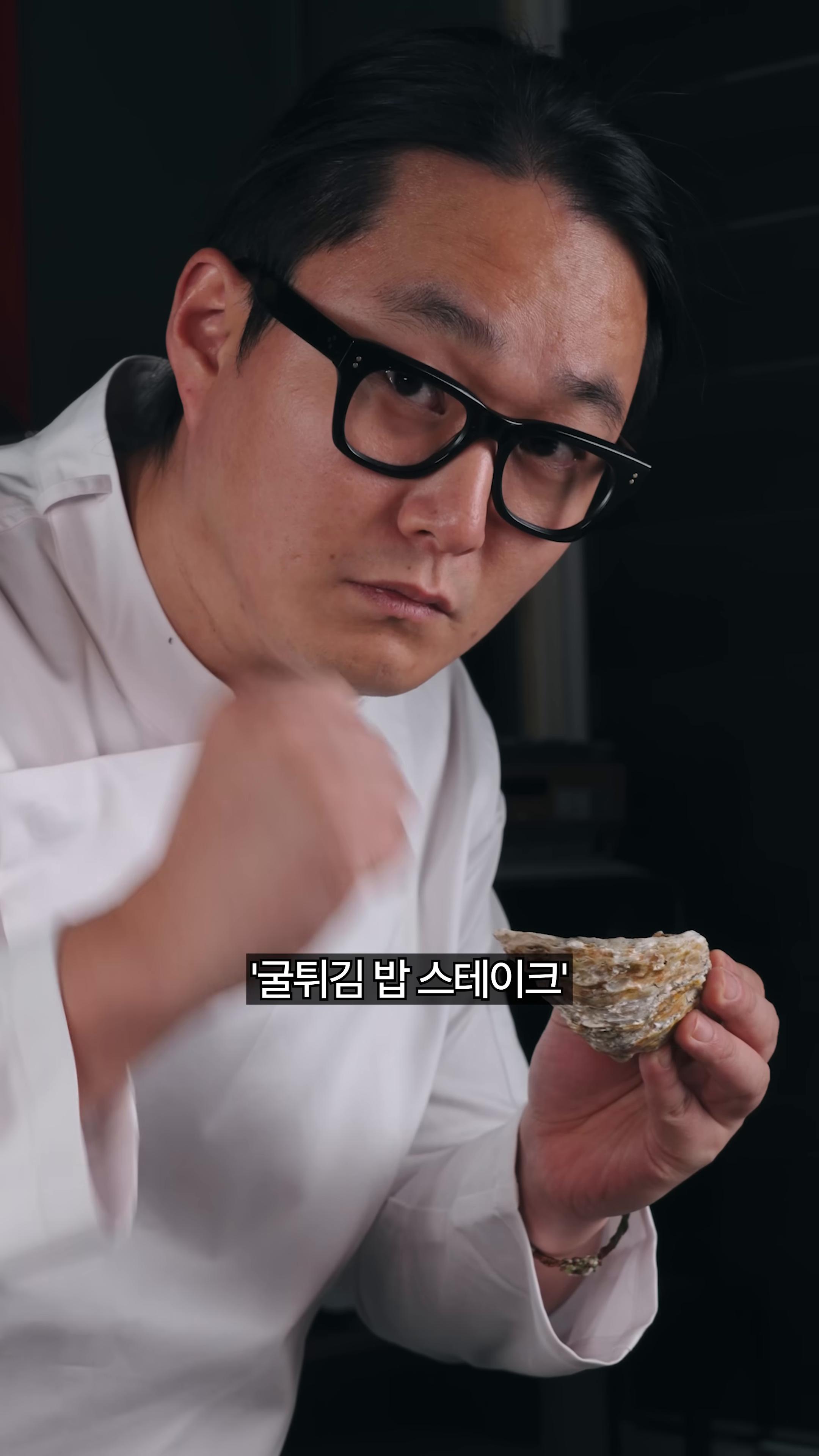 간장 반컵과 발사믹 식초 1/8컵을 섞어 계란 노른자를 재워둡니다.